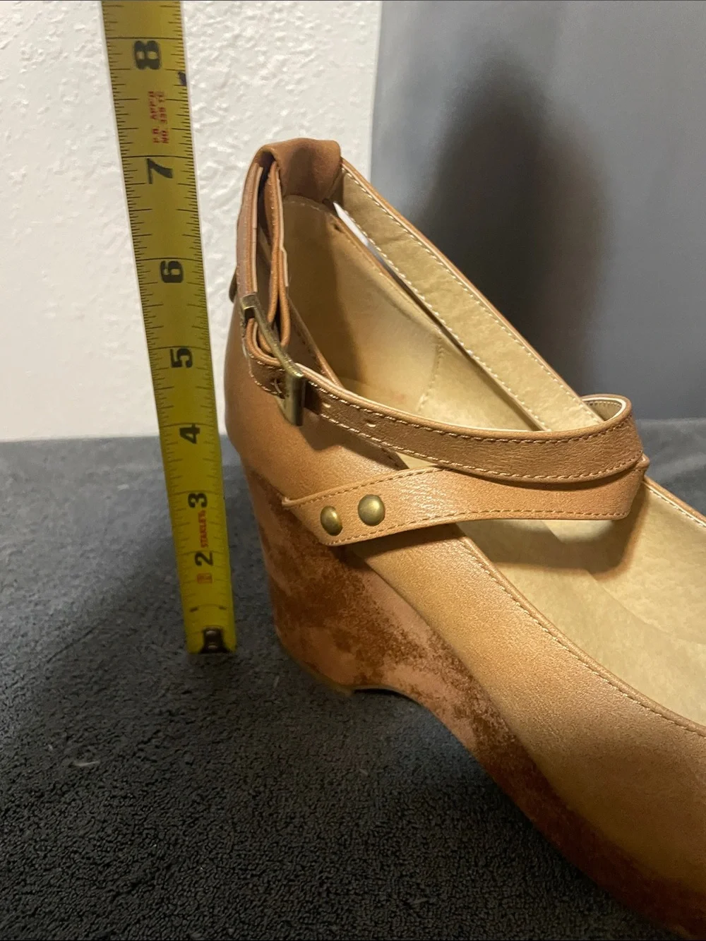 N/A elegant tan